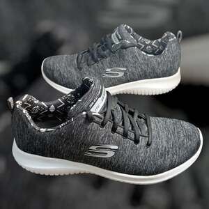 Womens Skechers Ultra Flex Charcoal Heather Lite-Weight Walking Shoes Sz 10